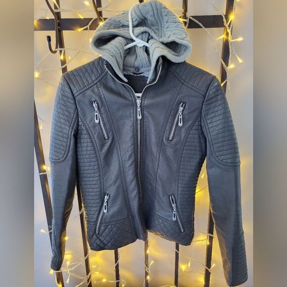 YMI Women's S Faux Leather Jacket With Faux Fur Lining and Removable Knit Hood - Picture 2 of 11